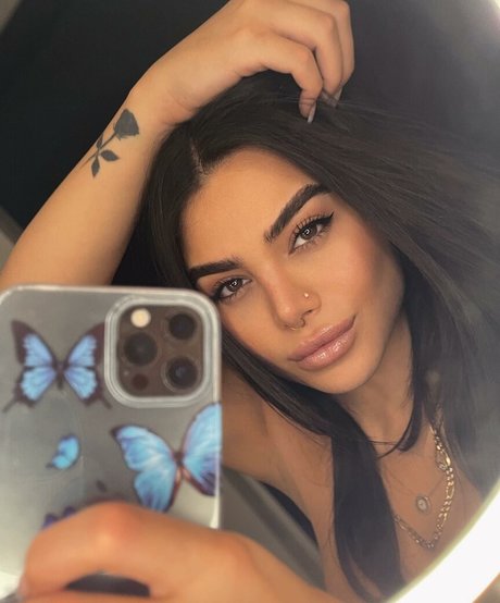 foreignbabie model hot images