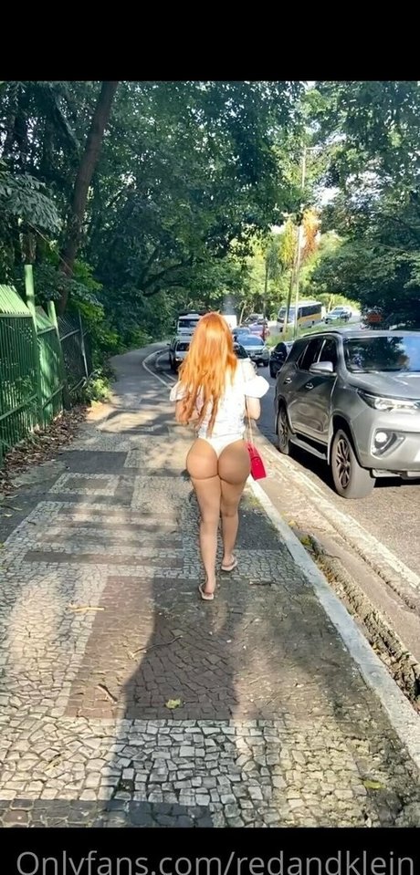 redtopmodel2022 star sexy pic