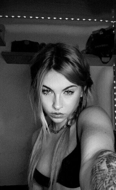 thenynee pornstar nice archive