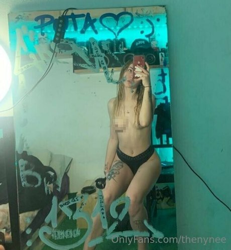 thenynee model sex pic
