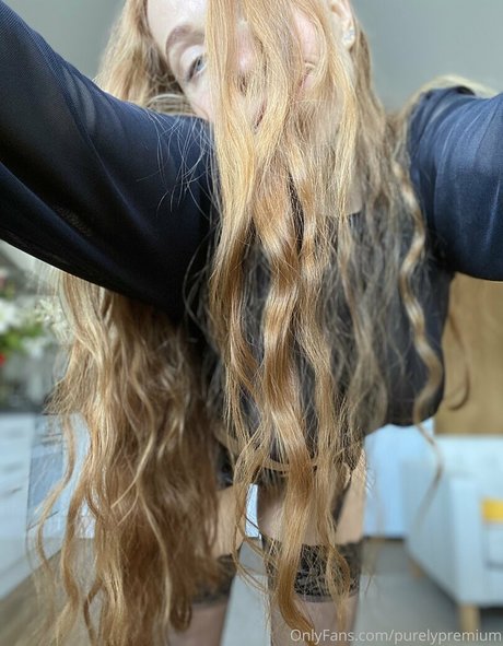 purelypremium nudes star image