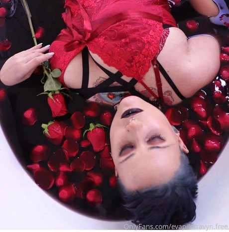 evapilotravyn free sex pornstar img