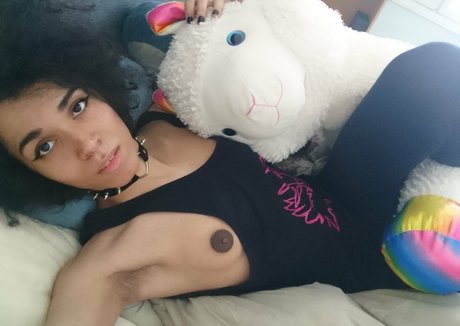 cutenade exclusive actress gallery