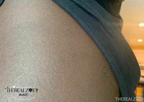 therealzoey pornstar sexy pictures