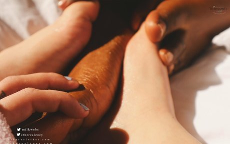 therealzoey nude star archive