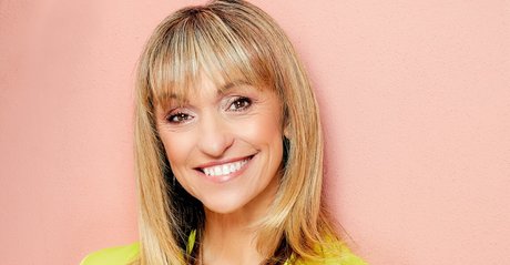 Michaela Strachan star high quality pic