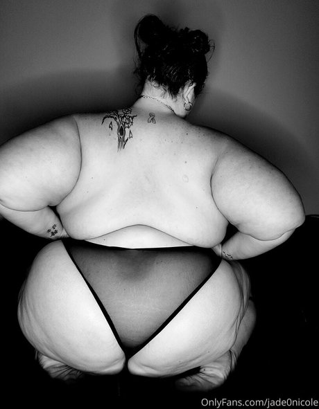 jade0nicole beautiful pornstar archive