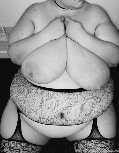 jade0nicole nudes actress picture