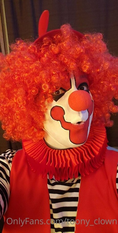 brown eyes kitty onlyfans art naked img