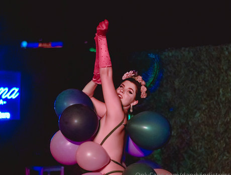 big tits couple onlyfans xxx image