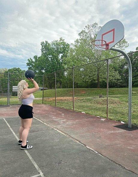 itsbabieh star nudes gallery