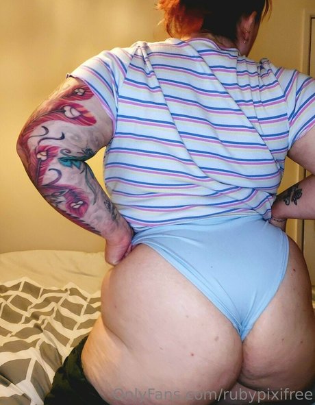 rubypixifree pretty actress photo