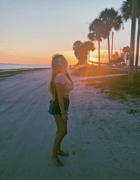 Makenna Adams exclusive model photos