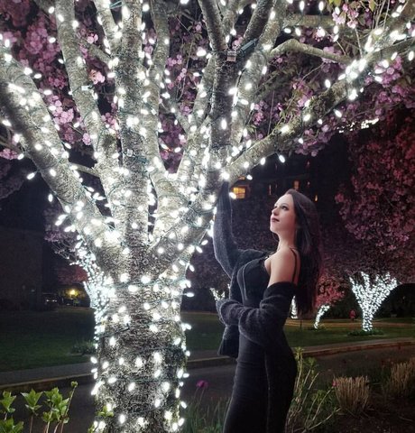 Madison Agnew naked model pics