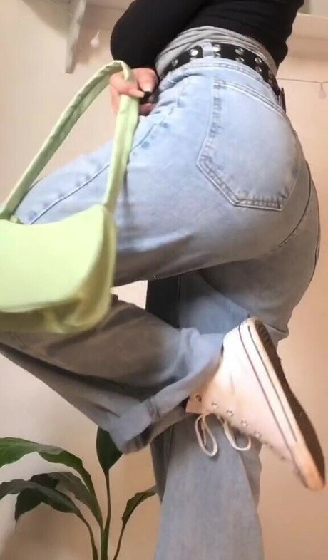 Victoria Ribeiro exclusive pornstar img