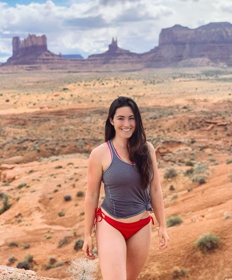 Nikki Delventhal model top photos