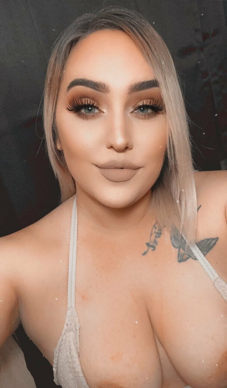 luxxxstone model hd photos