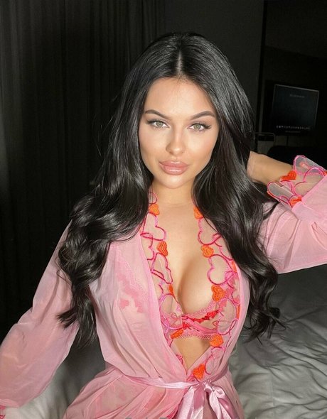 Sophie Ruby Blake pornstar exclusive picture