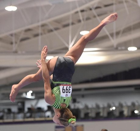 Isabella DuCharme star pretty picture