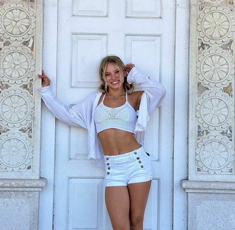 Isabella DuCharme Profile pic