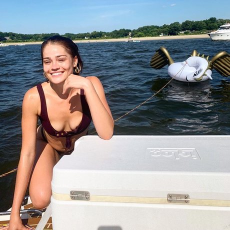 Laney DeGrasse hd pornstar pic