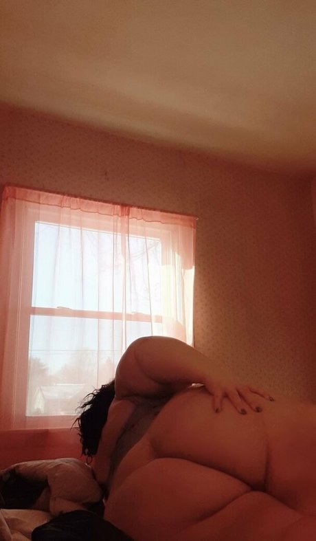 thebbwarabellarose sexy model picture