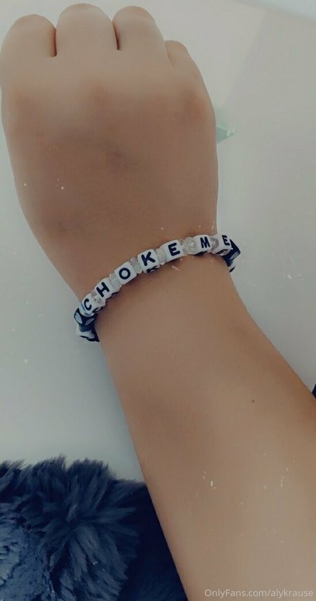 alykrause high quality actress gallery