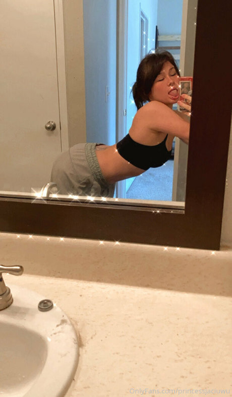 jacikitten pornstar exclusive image