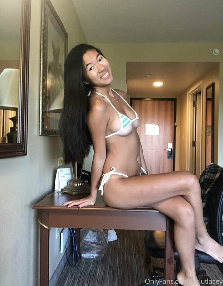 lilslutlacey pretty model gallery