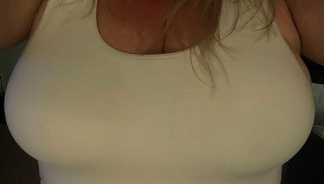 chloeperrie2 best model img