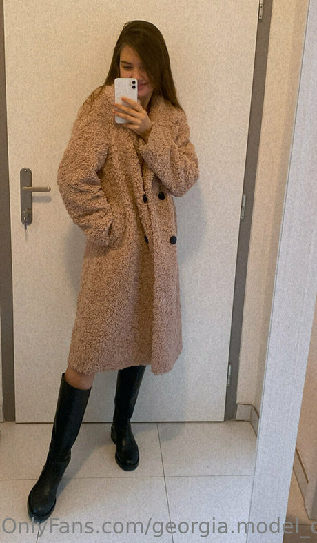 photopolli nude actress pictures