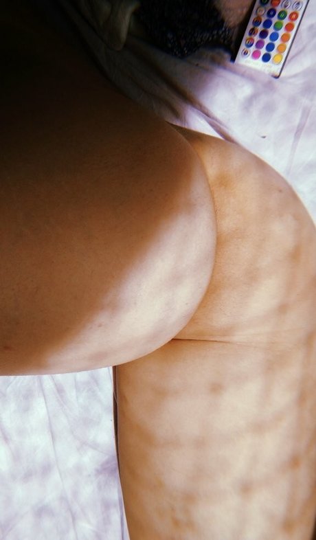 Baebilonia Ou Djbae nice star photo