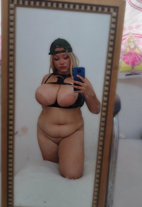 ana tadashi mkd naked model pic