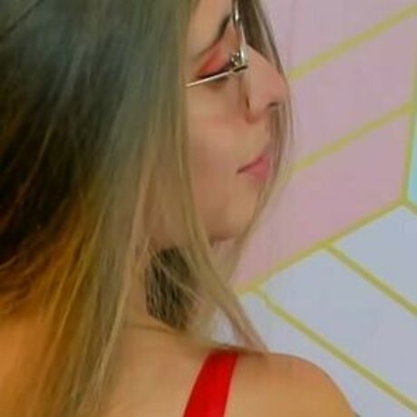 blonde babe onlyfans pornos img