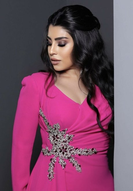 Ayten Amer model best galleries