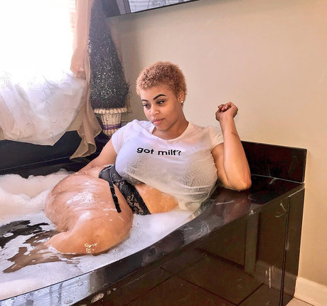 curvy fuck onlyfans hot xxx pics