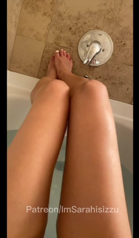 ImSarahisizzu nude actress archive