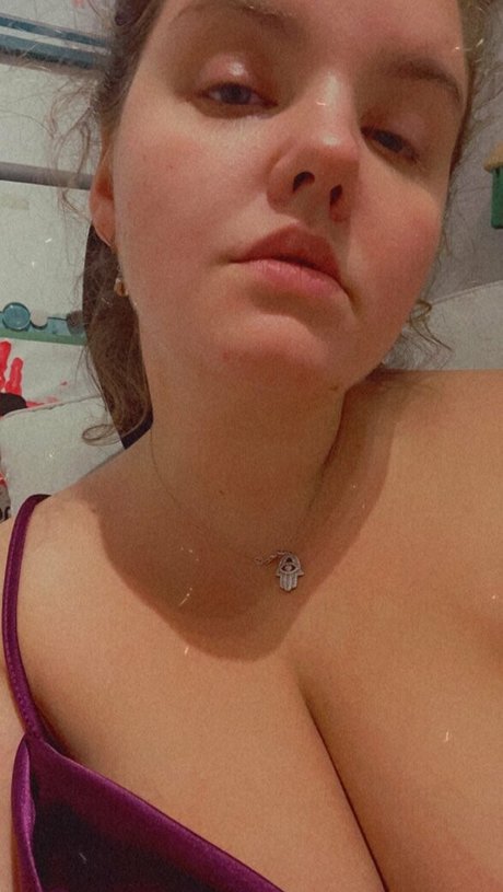 ThicccFilthMolly pornstar hot pictures