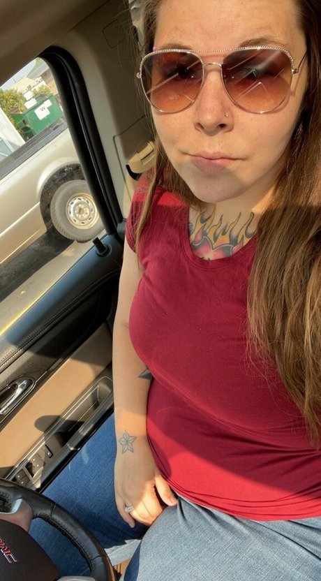 smaybe star high quality photos