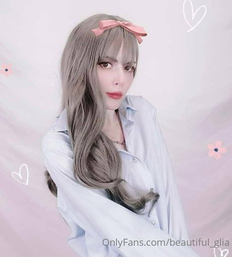 beautiful glia perfect model image