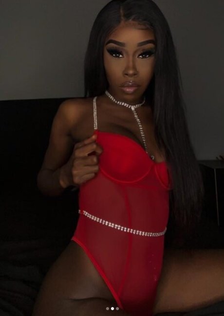slim gawd pretty pornstar img