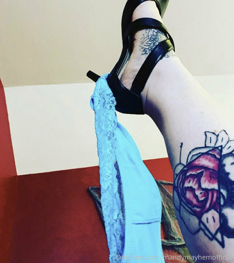 mandymayhemofficial naked pornstar gallery