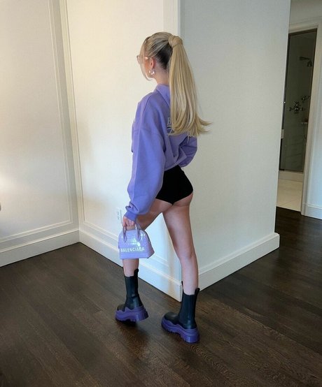 Sarah Snyder Profile pic