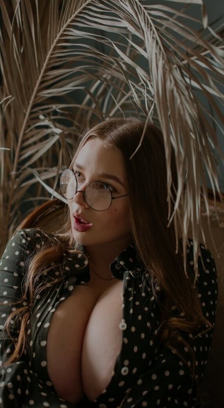 Lucy Laistner free pornstar picture