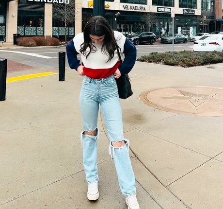 asian female onlyfans exclusive photos