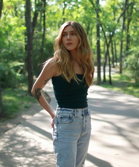 marzz model high quality photos