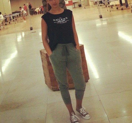 Roberta Ptru pornographic model galleries