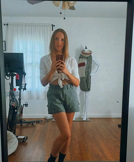 Ashley Victoria Robinson pornstar nice pics