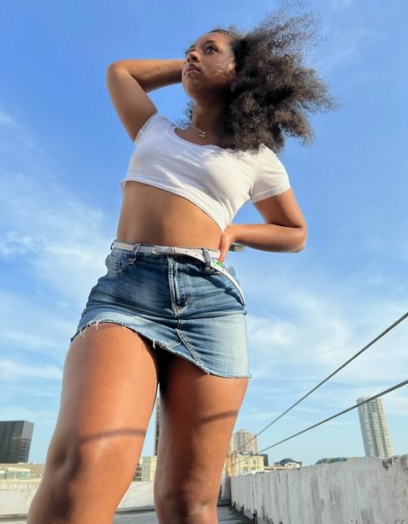 ildgaff model erotic photos