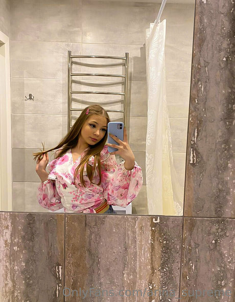 arina supreme exclusive pornstar gallery